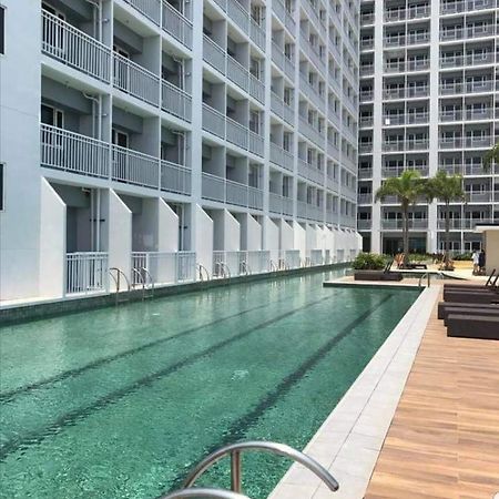Breeze Residences By Cs Luxe Manila Zewnętrze zdjęcie